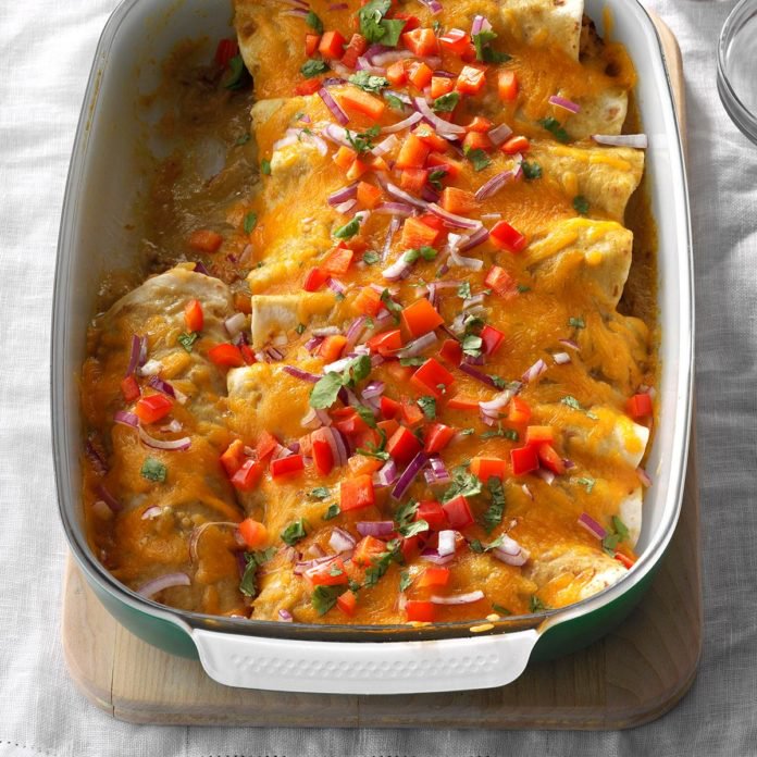Sunrise-Sausage-Enchiladas_EXPS_SDDJ17_162442_B08_09_2b-1-696x696